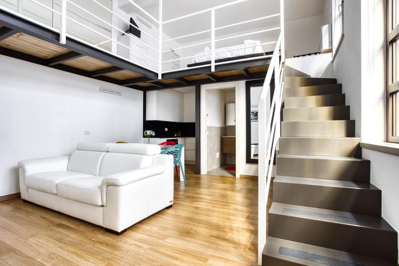 Апартаменты Joivy Charismatic 1-Bed Flat With Parking Милан Экстерьер фото